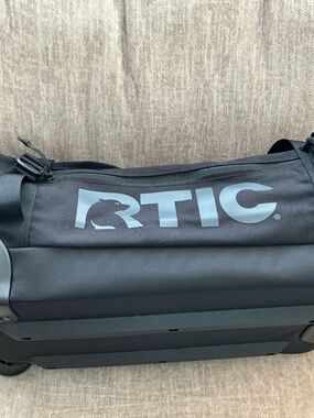 RTIC Black Rolling Duffel Bag – Sturdy Travel Roller